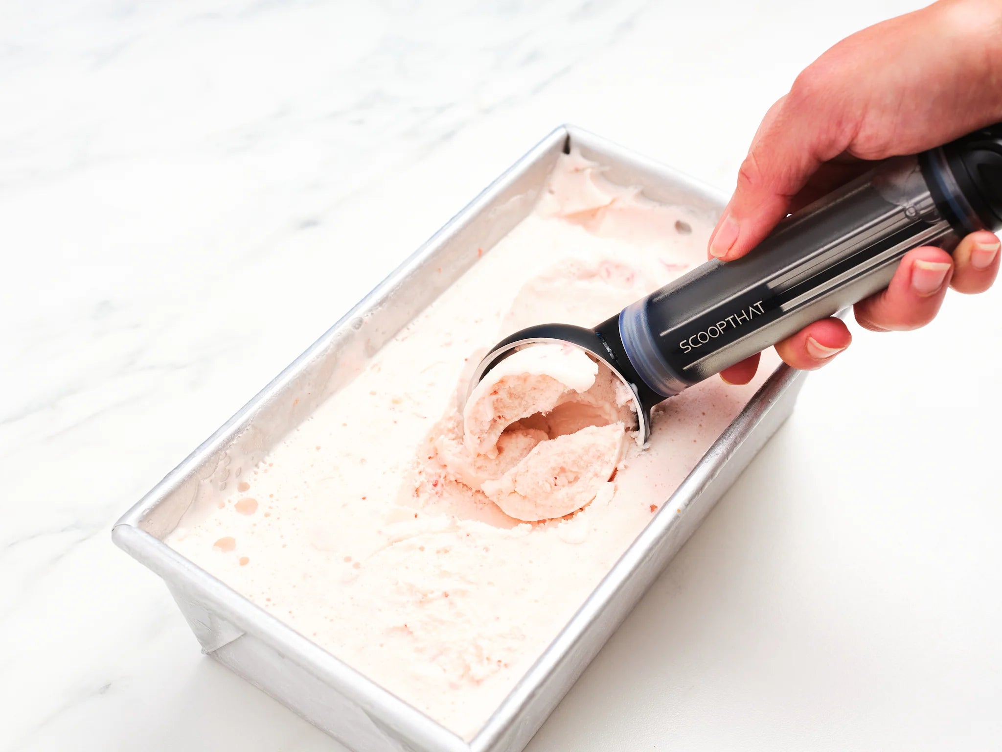 Tovolo Tilt Up Ice Cream Scoop - White 